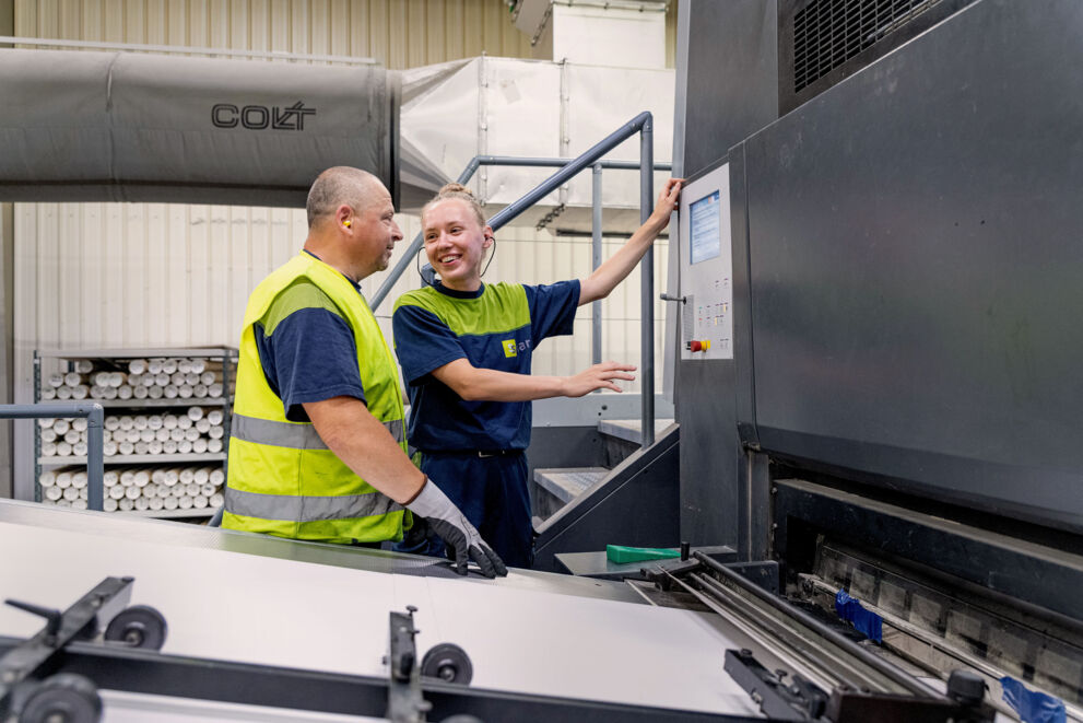 850-2025-Mensen-aan-het-werk-051